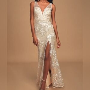 Lulus White Lace Sleeveless Maxi Dress